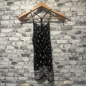 EUC Old Navy Black and White Mini Dress with T Back Size Small